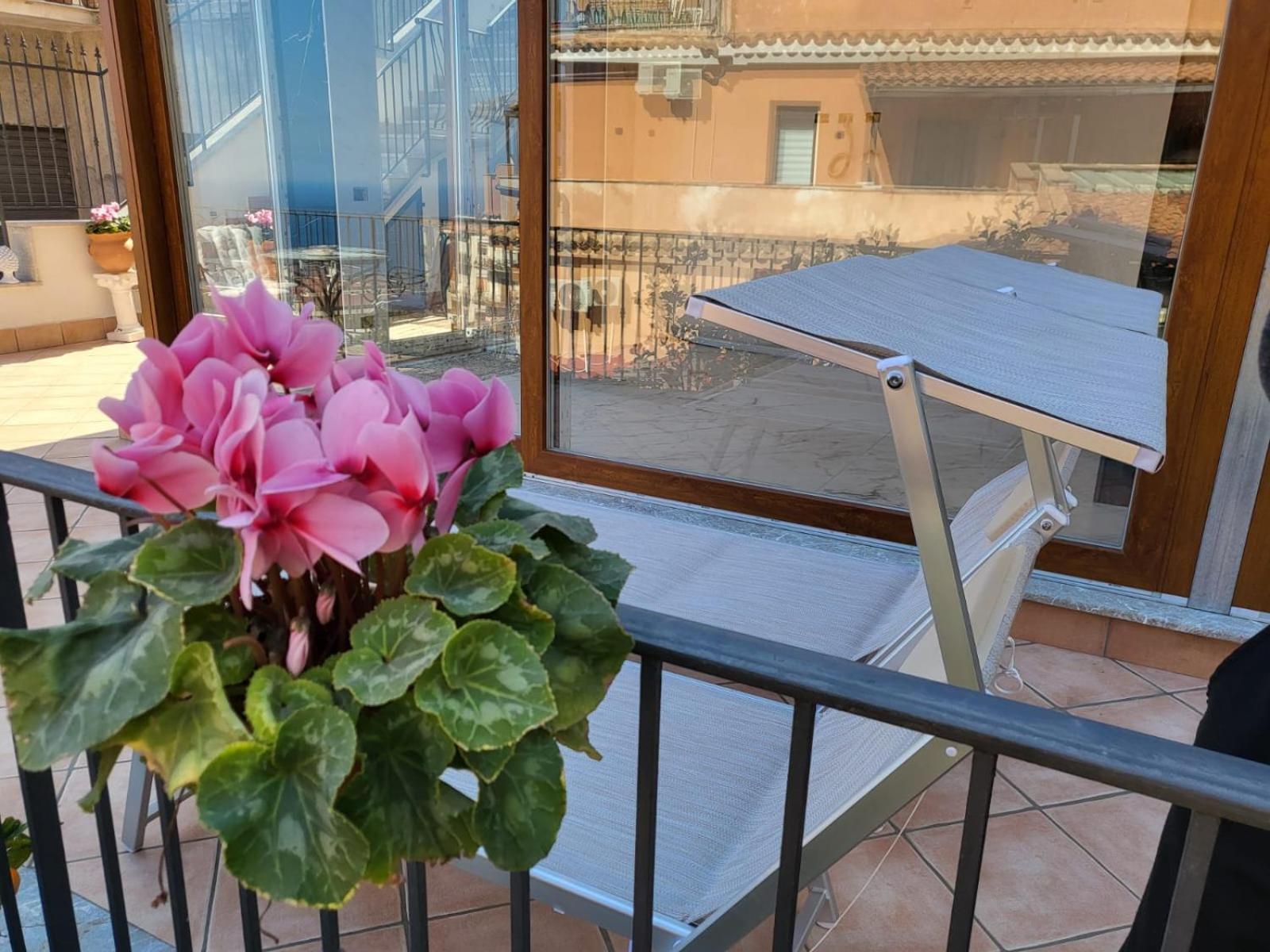 Apartment Marifra Garden Таормина Экстерьер фото